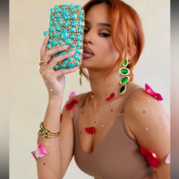 Lucky charm drop earrings - Picture 2 of 9